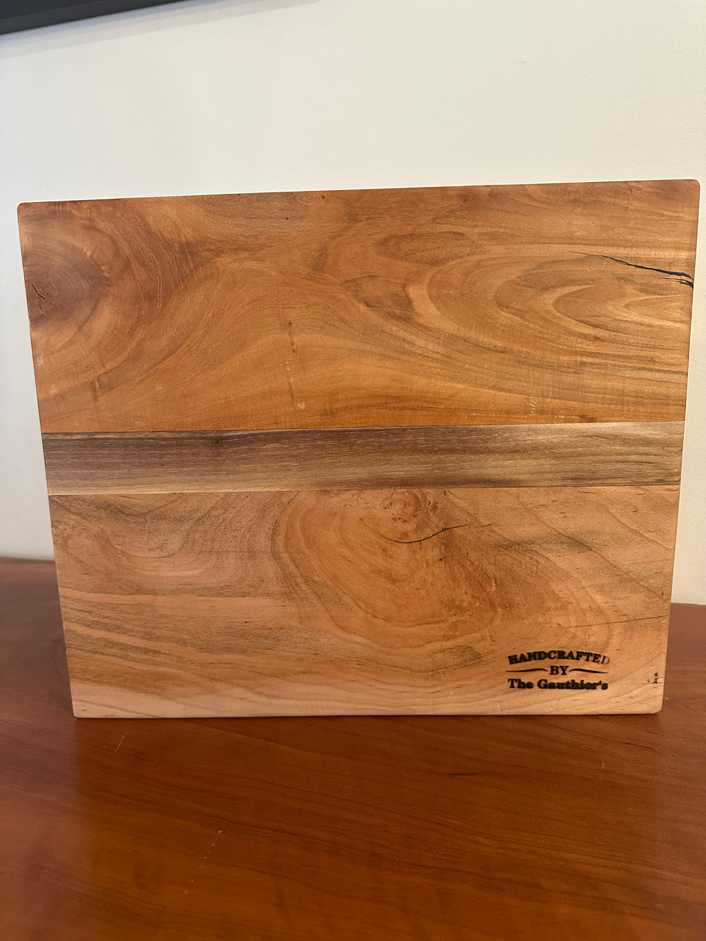 The Walnut Sandwich Small Cutting