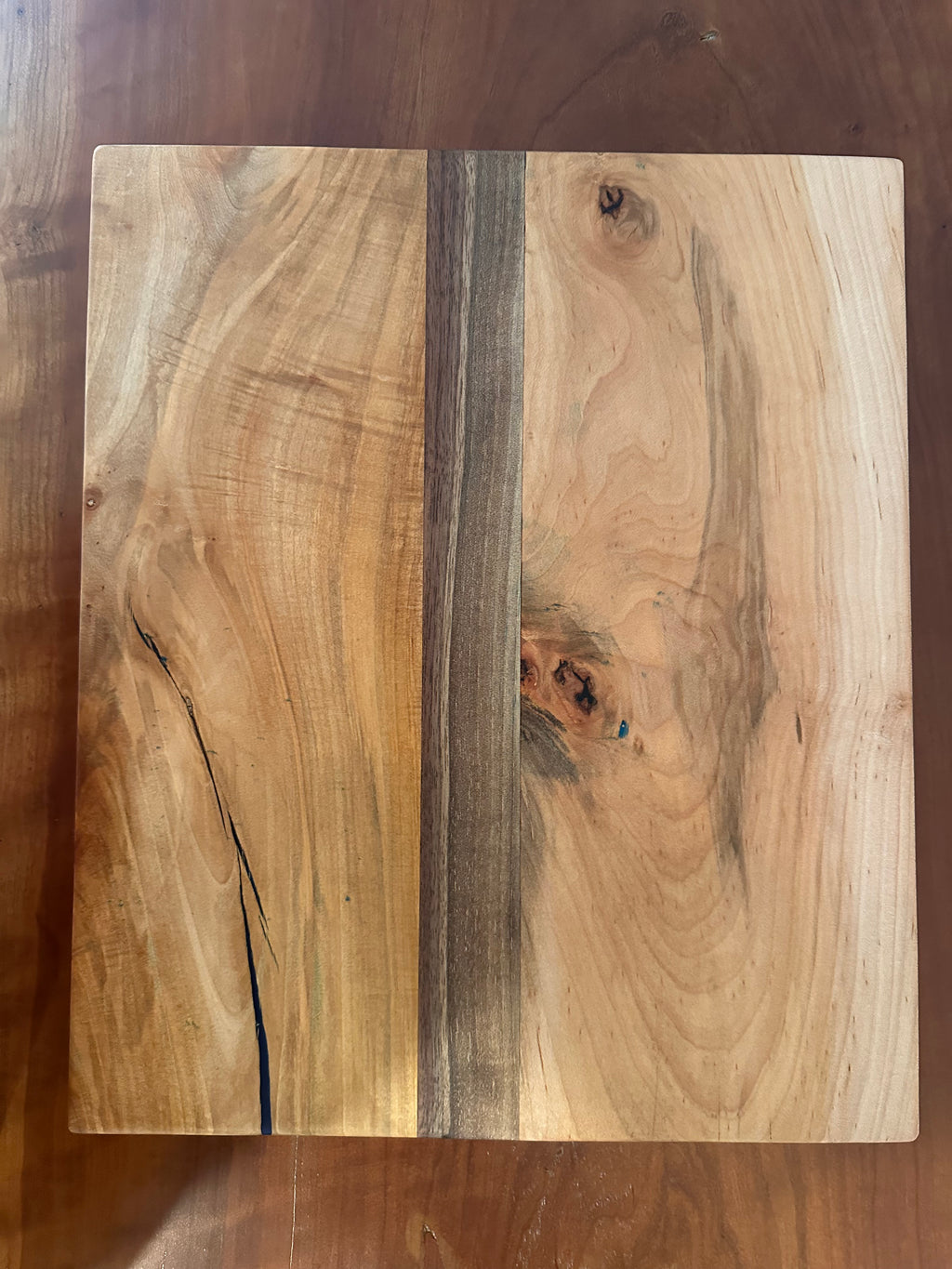 The Walnut Sandwich Small Cutting